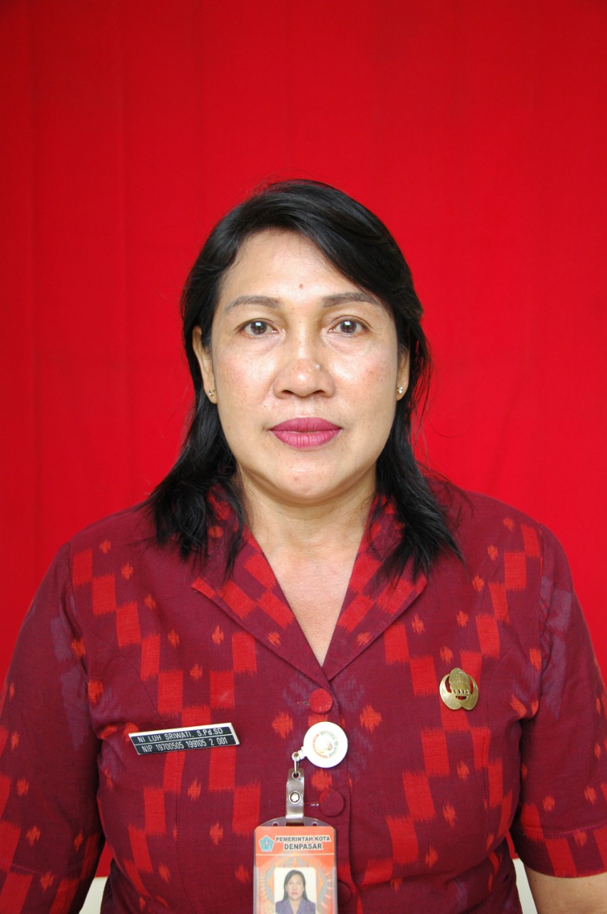 <center>Kepala Sekolah<br>Ni Luh Sri Wati, S.Pd.SD</center>